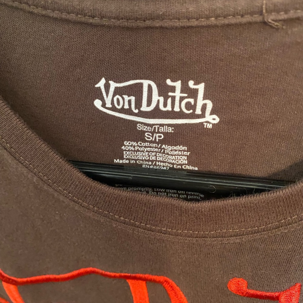 Von Dutch Brown Tee with Red Logo and Multicolor Tiger Graphic - Picture 2 of 2